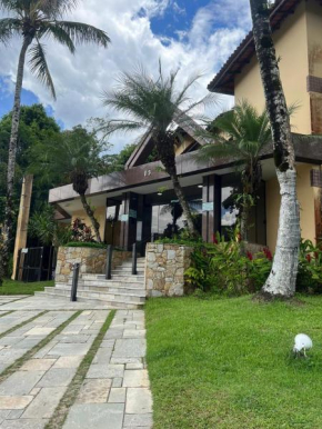 Apto Riviera de São Lourenço com Piscinas Aquecidas,Quadra,Sacada Gourmet